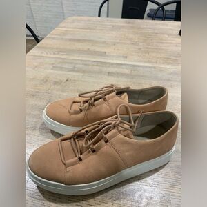 Mauve colored Eileen fisher shoes Womens size 7.5